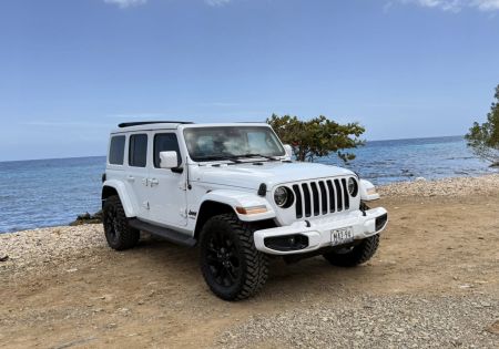 Jeep Wrangler Sahara Cabrio met elektrisch Sunroof Unlimited