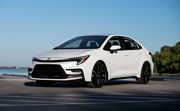 TOYOTA Carolla ( 2026 )